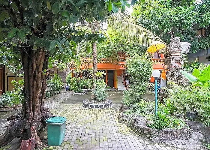 Mahendra Guest house 3*